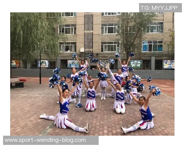 埃斯特旺谈球队战术与语言学习的重要性助力融入新环境