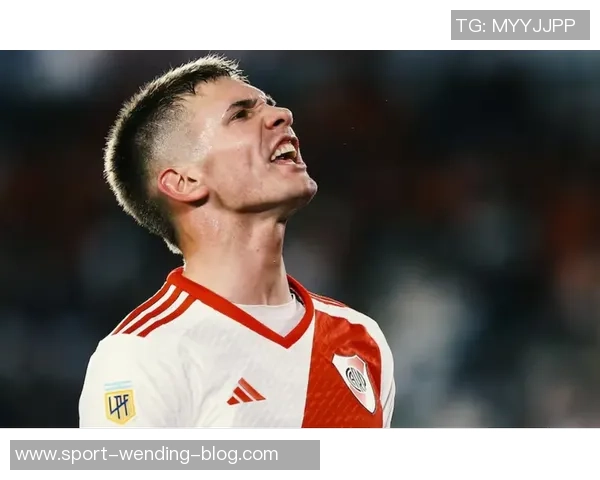 马斯坦托诺在皇马表现低迷近两场仅出场6分钟引发关注 马斯坦托诺在皇马表现低迷近两场仅出场6分钟引发关注